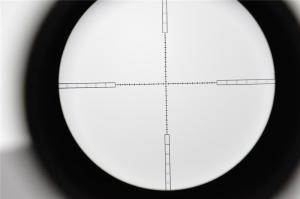 China Illuminated Glass Reticle Long Range Hunting Scopes 1/2MOA 1-4x24IR For AR15 factory