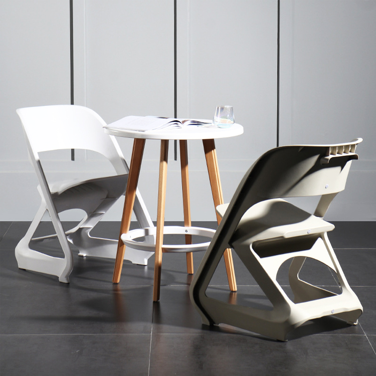 Simple Modern Stackable Plastic Cafe Chairs for Nordic Morden Outdoor Leisure Balcony