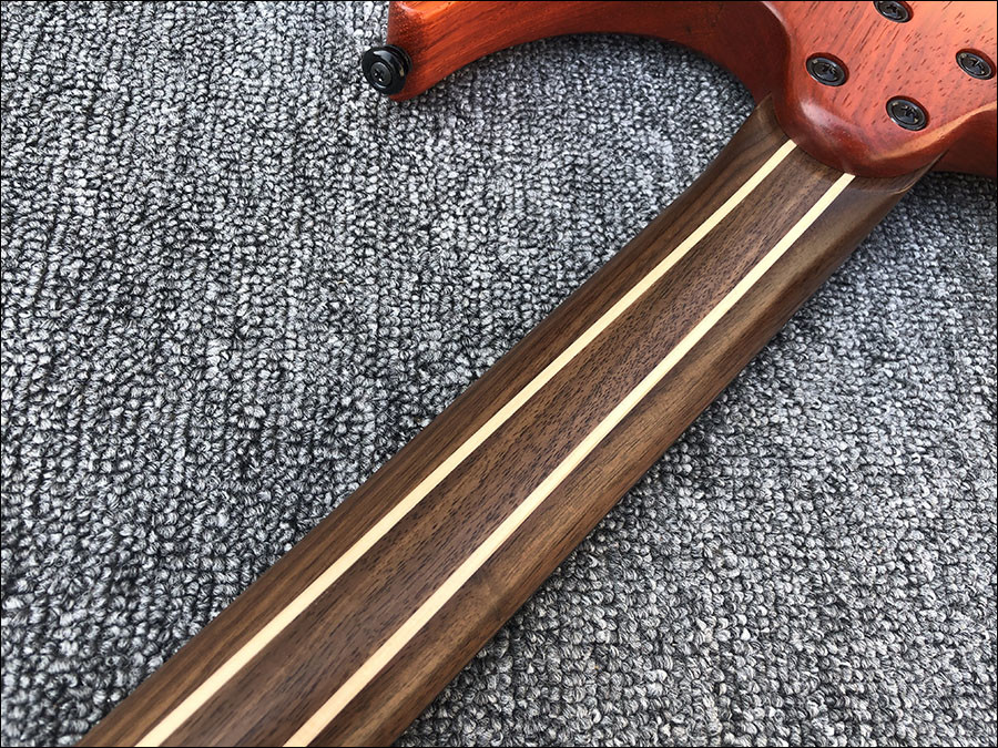 Custom Earts Electric Guitar with African Mahogany Body Black Hardware