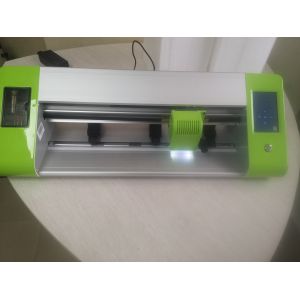 China Automatic Contour Green Caps Mini Cutting Plotter Mini-CCD450L factory