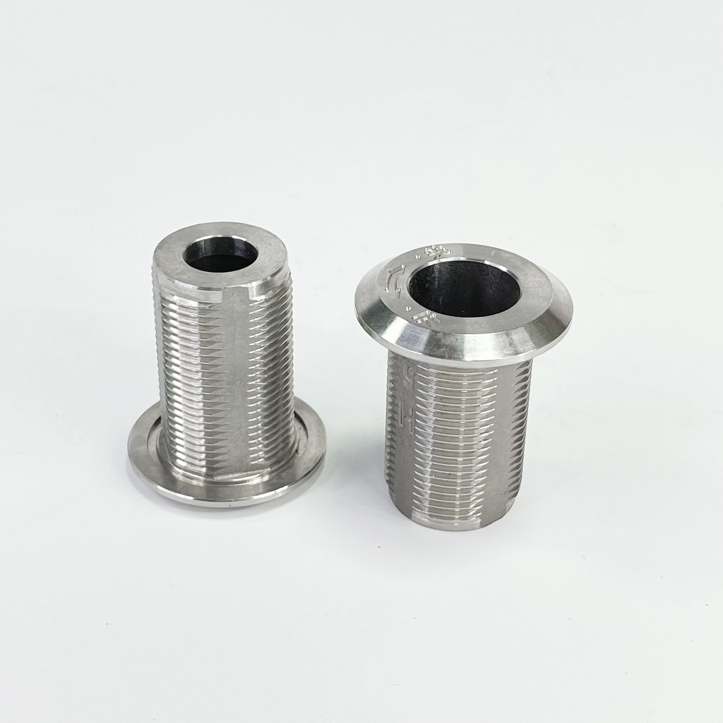 Precision CNC Machined Parts Stainless Steel / Iron Screws / Drain Valves