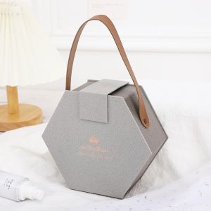 Custom Design Luxury Dekunprinting Hexagonal Magnetic Gift Box With Handle Rigid