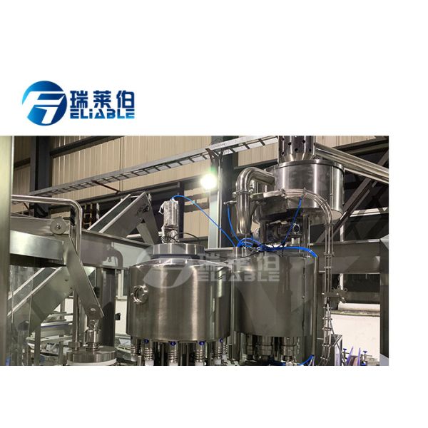 China High Accuracy Water Bottling Equipment / Durable PET Bottle Filling Machine factory