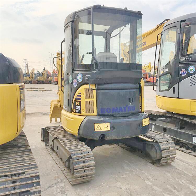 Komatsu PC35 Used Excavator Mini Excavator with Original Hydraulic Cylinder in Shanghai