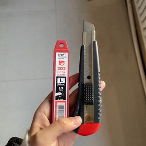 China Precision Cutting With 18mm Blade Cutters In Silver And 0.5 Mm Thickness factory