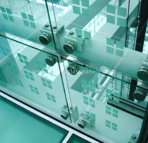 China Low Iron Custom Tempered Glass Panels , Laminated Glass Film Safety factory