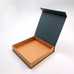 Gift Snack Candy Retail Chocolate Packing Box Magnetic Closure With Dividers
