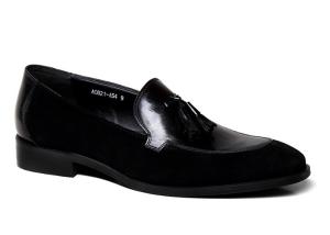 China Tassel Mens Leather Casual Shoes Slip On Flats Mens Leather Driving Moccasins factory
