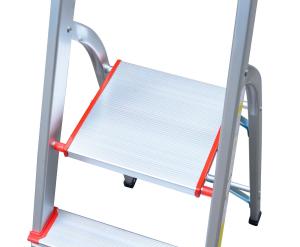 China Anti Slip 1.88m 7 Step Aluminium Telescopic Ladder factory