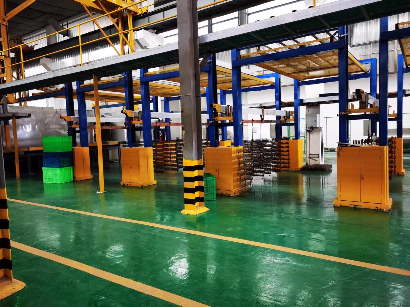 China 380V Aluminium Anodizing Line 750T/Month Manual Racking System factory