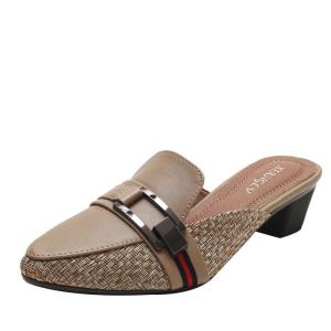 China BS146 Baotou Half Tow Women'S Outer Wear Fashion Thick Heel Summer New Pointed Toe Mid-Heel Breathable Slippers Sandals factory