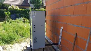 China Low Air Temperature Heat Pump For House , Winter Heating Room Cold Climate Heat Pump factory