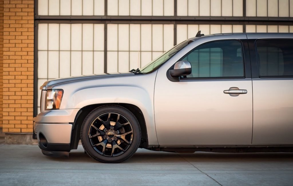 22" Rims Chevrolet Replica Wheels Silverado Tahoe Yukon Sierra Chrome GY Eagle 5656