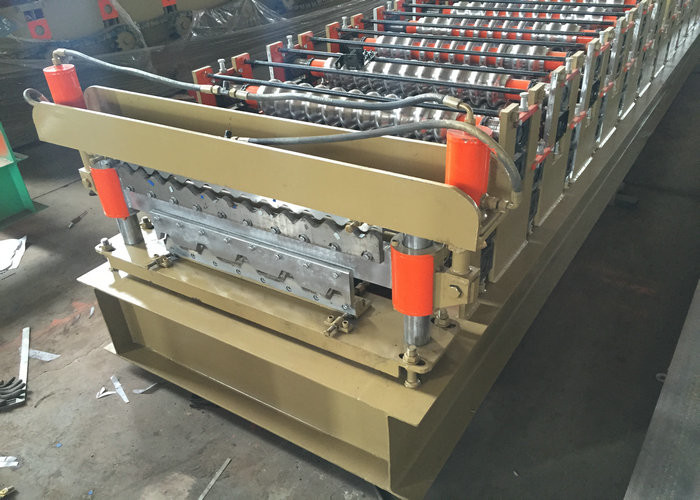 Fast Low Noise Metal Roof Making Machine , Sheet Roll Forming Machine