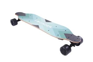 China Smart Balance Four Wheel Electric Skateboard With Dual Hub Motor Drive factory