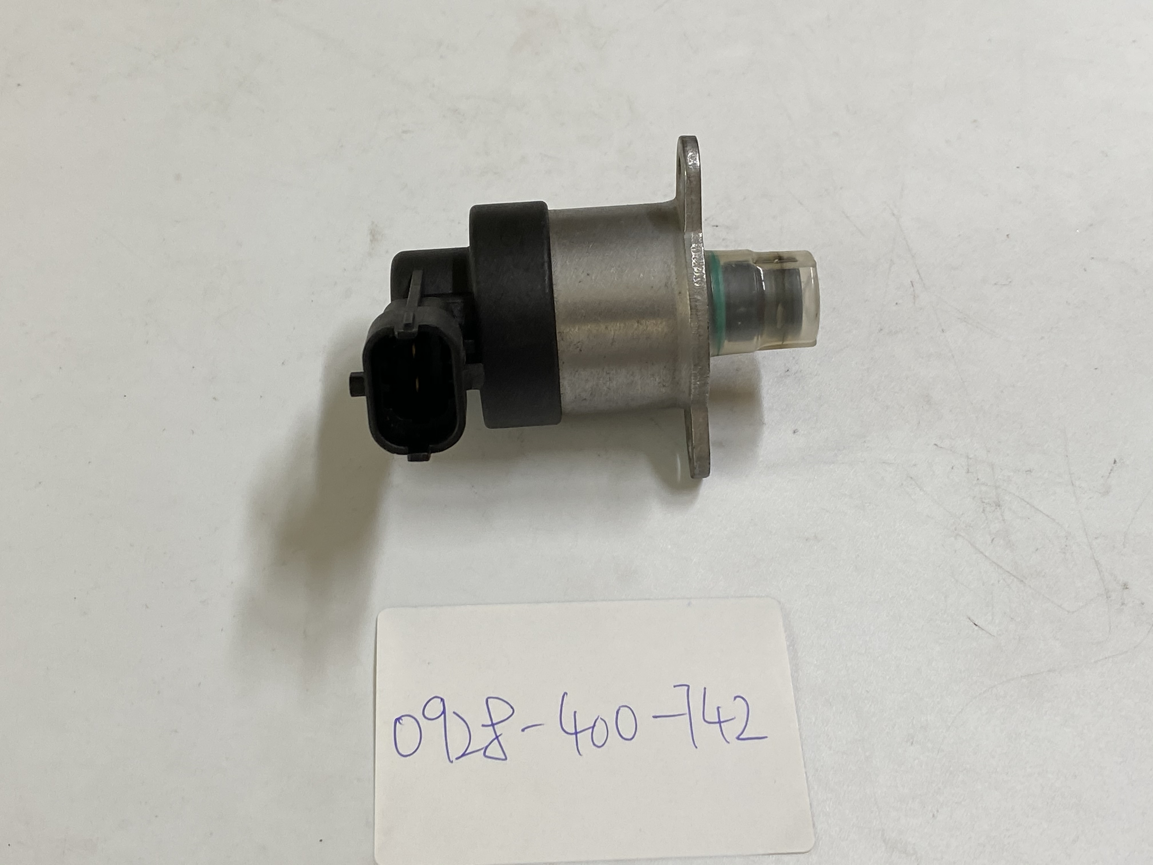 0928-400-742 High Pressure Oil Pump SCV Solenoid Valve SK130-8 SK140-8 Electrical Parts