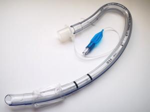 China Cuffed Oral Endotracheal Tube 9.0mm Preformed Nasal Endotracheal Intubation factory