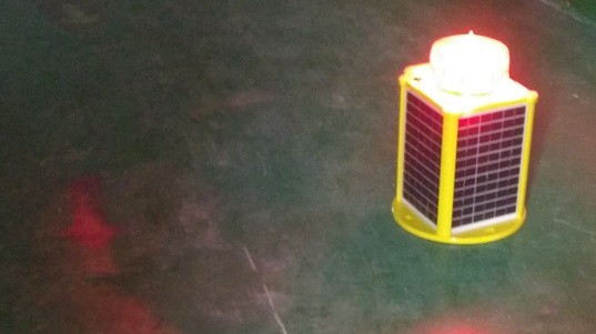 Portable Solar Marine Lights , GSM Monitoring Solar Navigation Lights 6-10NM Visible