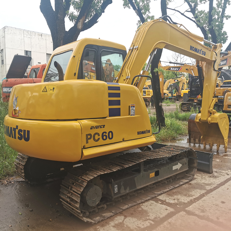 2019 Good Health Mini Excavator 6 Ton Used Komatsu PC60 Crawler Excavator in Shanghai