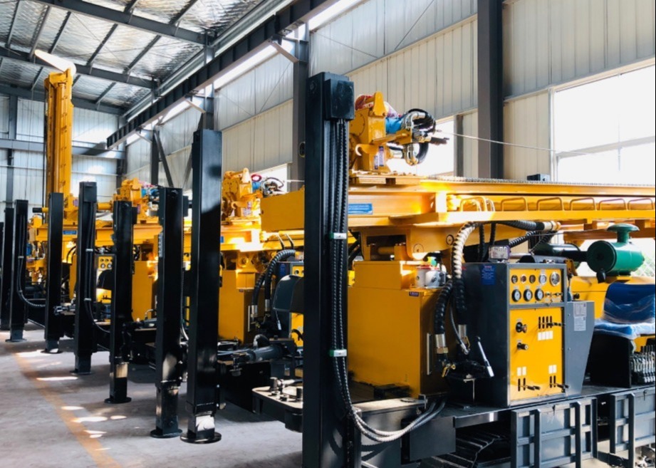 Powerful Deep 200m Water Well Drilling Rig Machine With Compressor