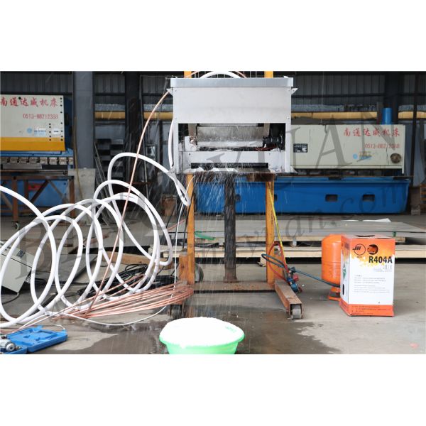 2.5KW 220V 300KG Artificial Snowfall Machine , Indoor Snow Maker