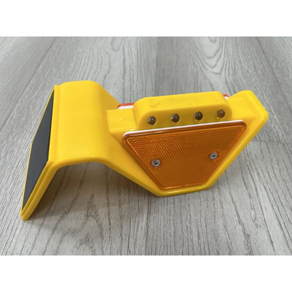 Highway Reflective Solar Led Flashing Guardrail White Yellow Red Reflector Delineator