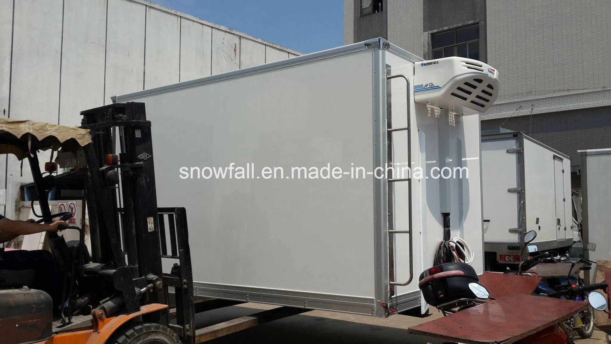 China Customizable Refrigerated Van Box with 150 Sets Monthly Capacity factory