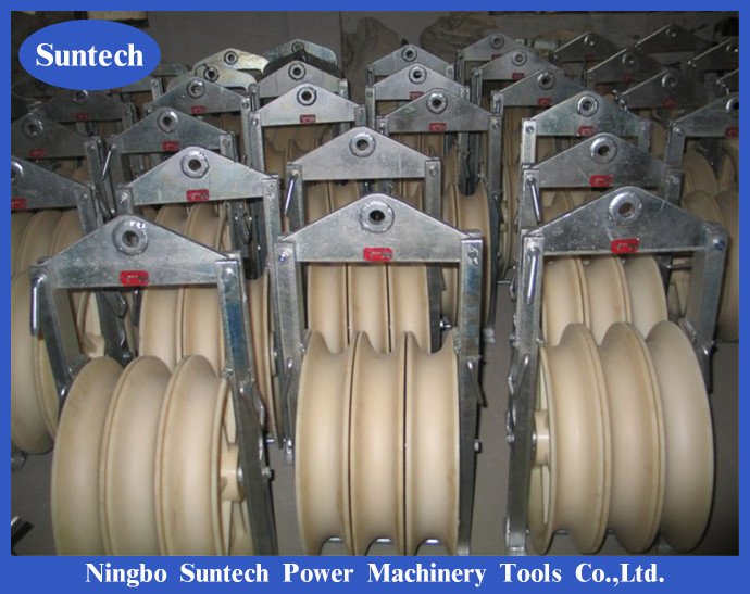 China Dia 660mm Conductor Stringing Blocks , Stringing Equipment For Overhead Power Lines factory