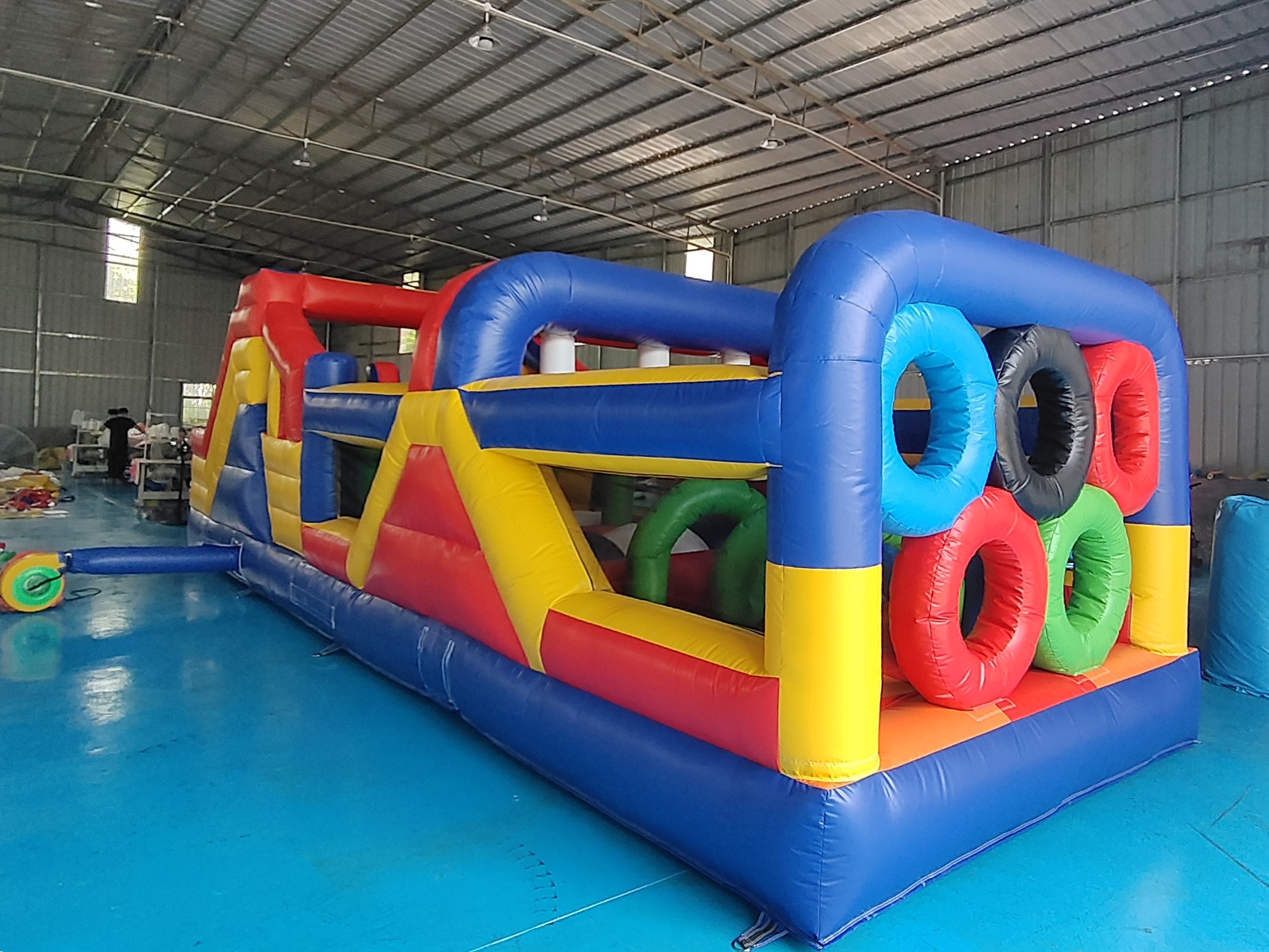 Commercial Grade PVC Tarpaulin Giant Inflatable Obstacle Courses Inflatable Fun City For Outdoor