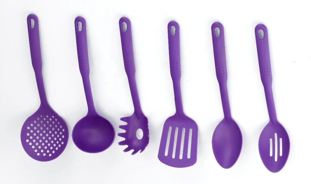 6pcs Nylon Kitchen Tools Set for Salad Spoon Production and Green Kitchen Table Tools