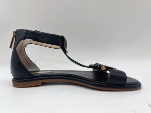 China Ladies Black T Strap Flat Shoes Peep Toe Soft Nappa Genuine Leather Retro Roman Sandals factory