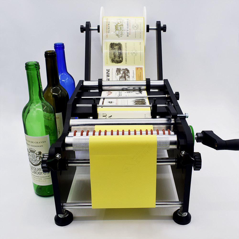 Manufacturer factory price small bottle labeling machine manual type for little business TB-26S