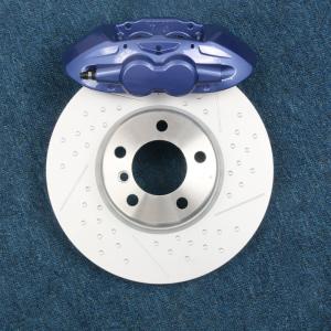 China High Performance Front 4 Pot Brake Calipers 345mm 370mm Dimpled And Slotted Rotors factory