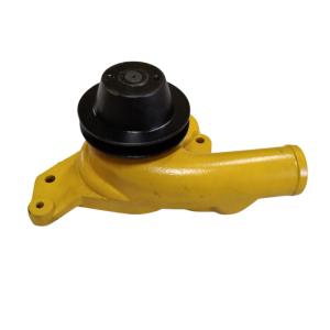 China Excavator Engine Parts S6D105 PC200-3 Water Pump 6136-62-1102 factory
