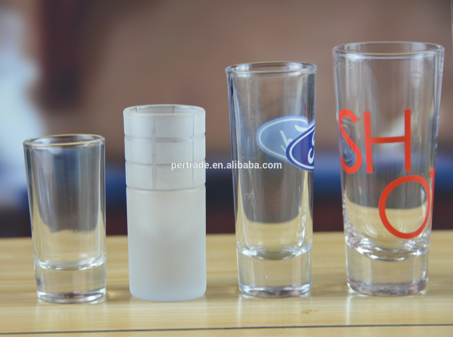 High White Glass Customized Color Logo Tequila Shot Glass , Crystal Shot Glasses