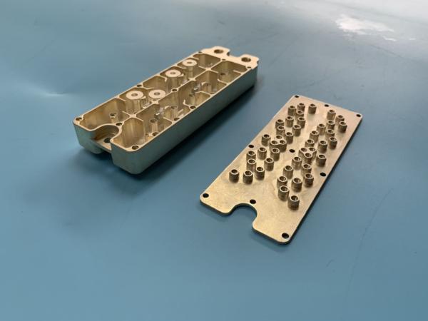 High Hardness Zinc Pressure Die Casting ISO9001 Certification For Transmission