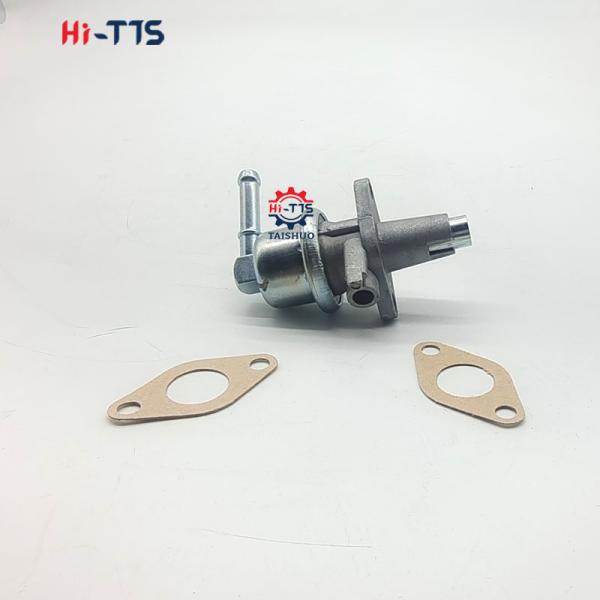 D1403 V2203 V2003 V2403 Diesel Engine Parts Feed Fuel Pump 17539-52030 17121