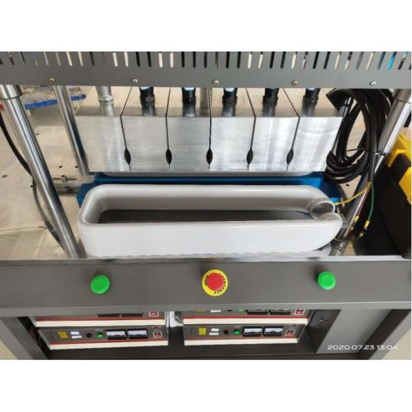 China 20kHz 15khz 3.2kw Ultrasonic Plastic Welder factory