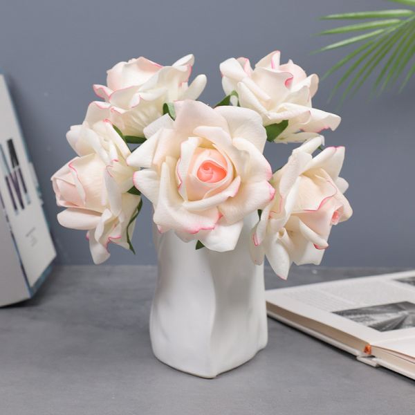 China High end simulation flower with moisturizing and hydrating rose bouquet, with a 5-head curled edge, decorated with fake flowers for weddings factory