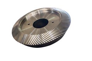 China Ruida High Precision Large Spiral Bevel Gear For Crusher Machine Reducer Accessories factory