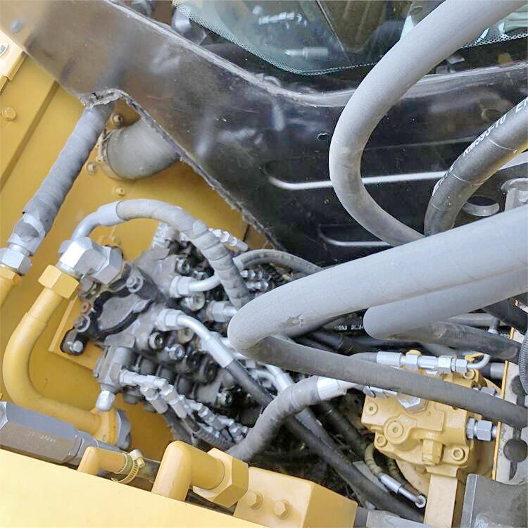 Sany SY 75 Mini Excavator with Crawler Chain and 7280 KG Operating Weight in Shanghai
