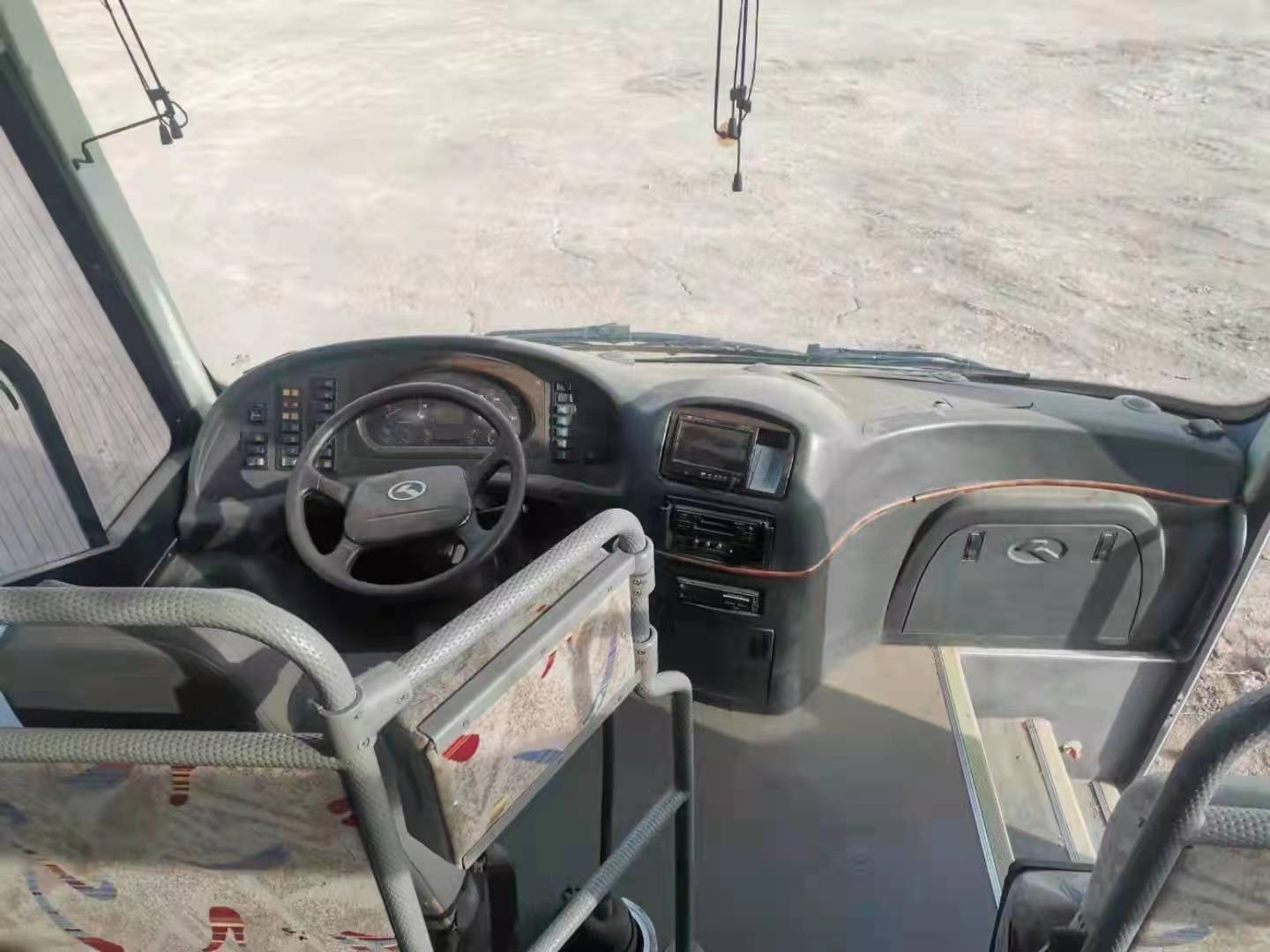 51 Seats Euro 2 Africa Used Coach Bus for Long Transportation in Manual Transmission