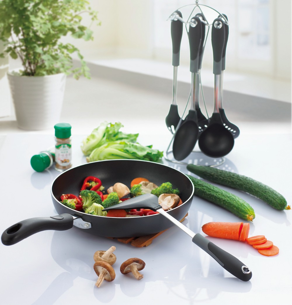 Customized Stainless Steel Kitchen Cooking Utensils Set with Turner and Ladle Spoon
