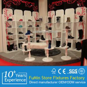 China Custom Stylish Acrylic Shoes Display stand factory