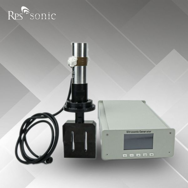 China Nonwoven Touch Screen 20khz Ultrasonic Weld Generator 2000 Watt factory