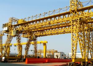China Easy Operated Outdoor Gantry Crane Double Girder 0 - 15m Cantilever Length factory