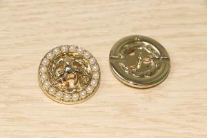 China ODM Decorative Clothing Buttons Pearl Embedded 25mm Long Copper Material factory