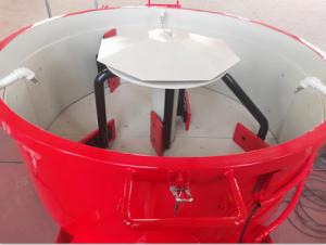 China 250kgs Refractory Concrete Pan Mixer / Concrete Batch Mixer Red Color factory
