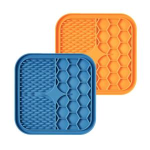China Dishwasher Safe Silicone Dog Licking Pad With Suction Cups factory