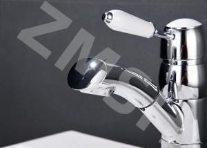 China Electroplate Hot Cold Pull Out Sink Faucet Kitchen Tap factory